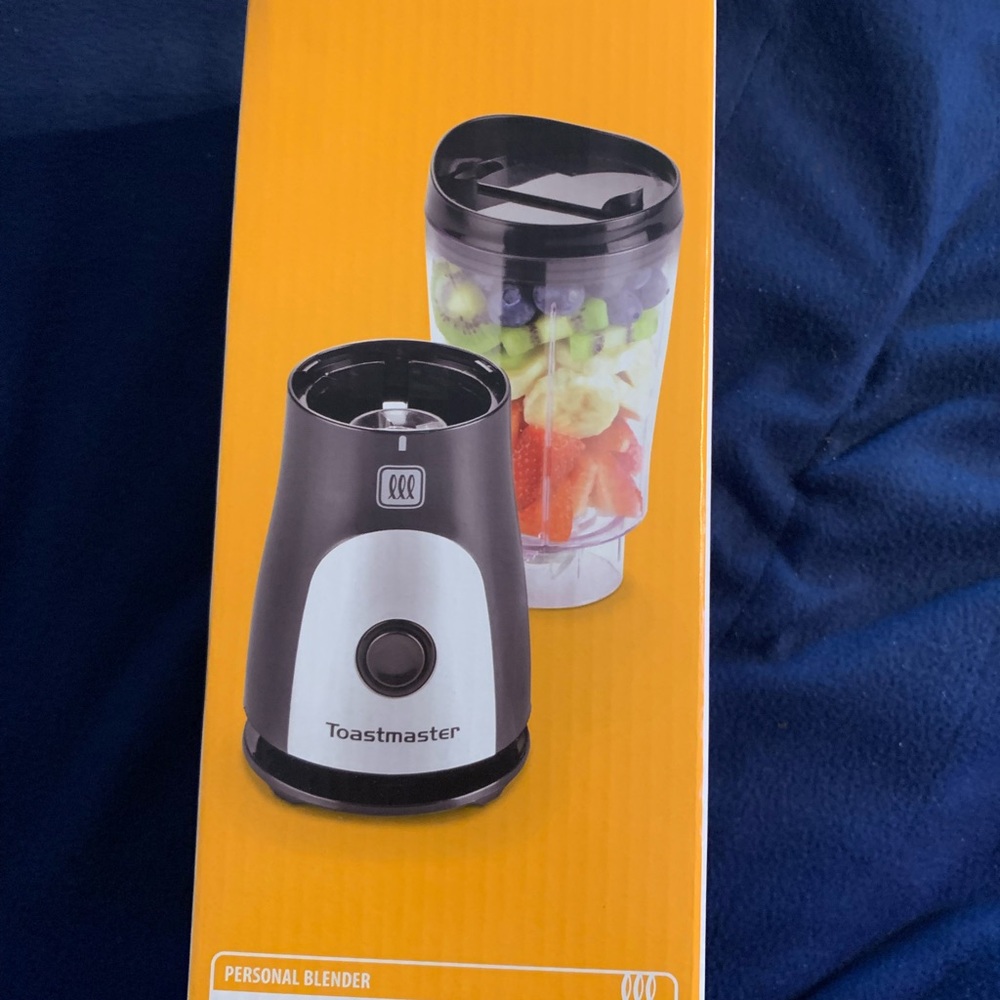 Toastmaster Mini Personal Blender - Picture 2 of 2